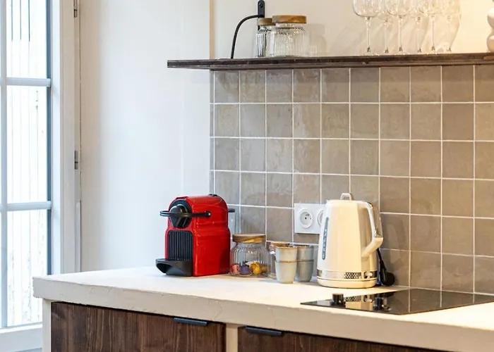 Dans Le Coeur Du Centre Historique Ош