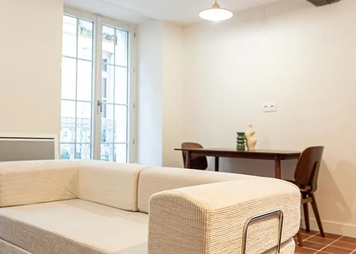 Dans Le Coeur Du Centre Historique Апартаменты